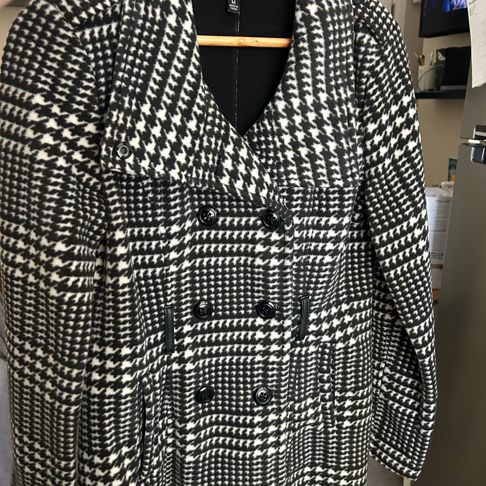 BCX Black and White Houndstooth Pea Coat